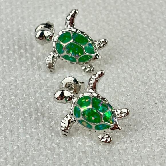 925 Sterling Silver Plated Green Pink Blue Fire Opal Sea Turtle Stud Earrings - Picture 2 of 9